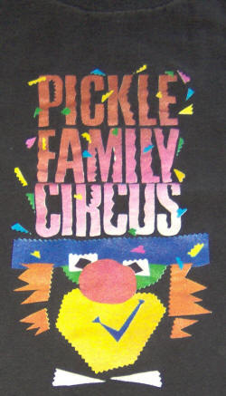 T-shirt -  The Pickle Family Circus