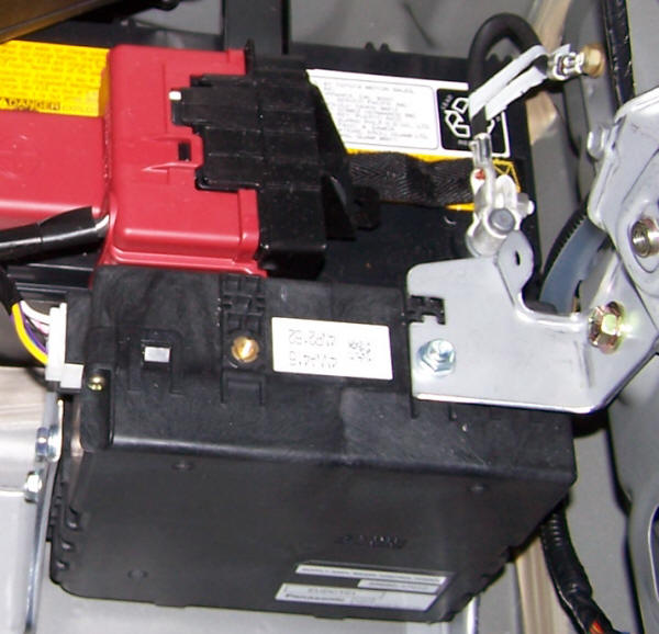 battery auxiliary terminal